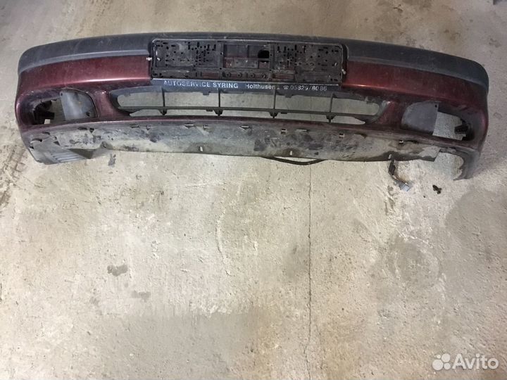 Передний бампер Рено Лагуна 1994г