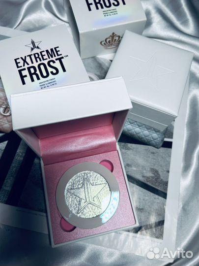 Jeffree Star хайлайтер, Patrick Ta палетка