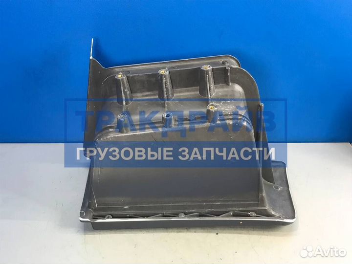 Корпус подножки Iveco Eurocargo Tector правый