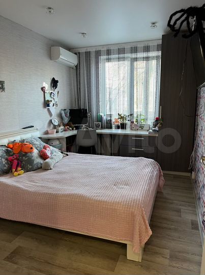 3-к. квартира, 58 м², 1/9 эт.