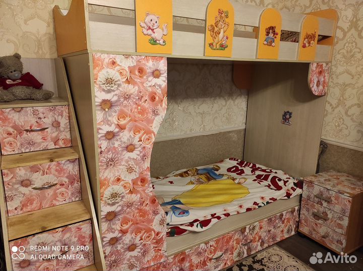 Детская двухьярусная кровать с матрасом бу