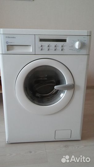 Стиральная машина Electrolux на запчасти