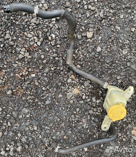 Бачок гур Subaru Impreza Legacy Outback Forester