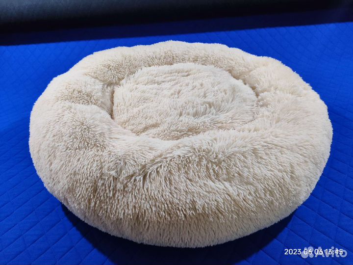 Большая лежанка для собак и кошек