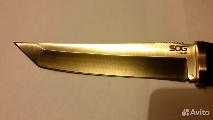 Нож SOG Tsunami Новый