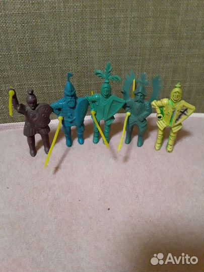 Игрушки солдатики резина, пластик СССР