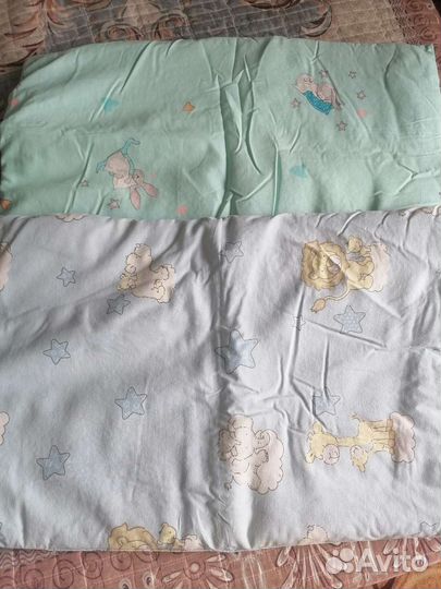 Бортики в кроватку, подушка и постельное белье