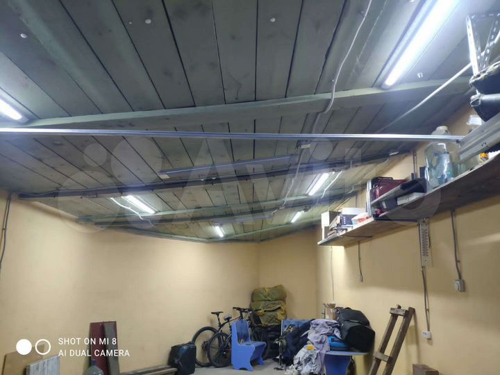 Гараж, > 30 м²