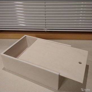 Деревянный ящик с крышкой