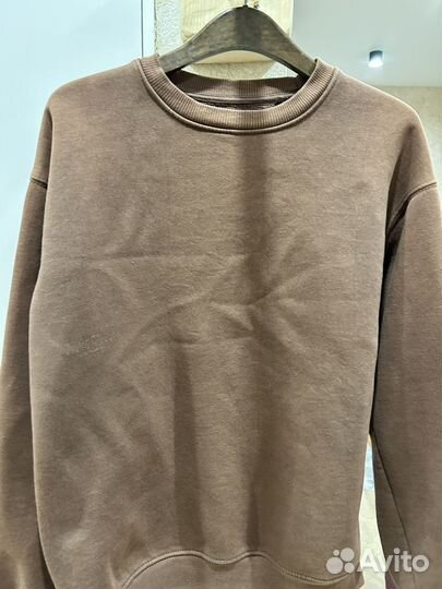 Коричневый свитшот bershka