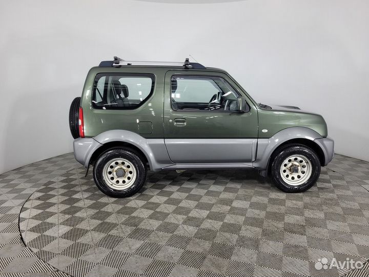 Suzuki Jimny, 2015