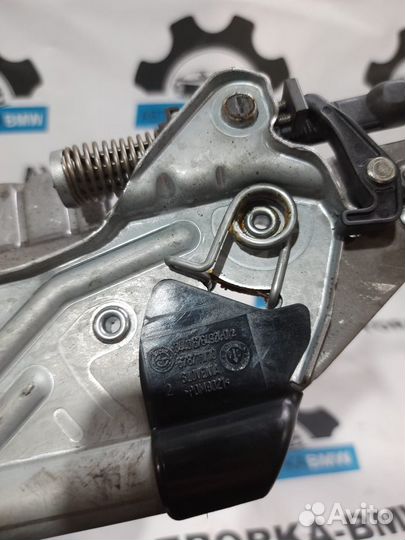 Рычаг стояночного тормоза BMW 3-серия E90