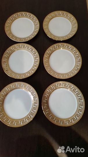Подарочный набор тарелок. Новый