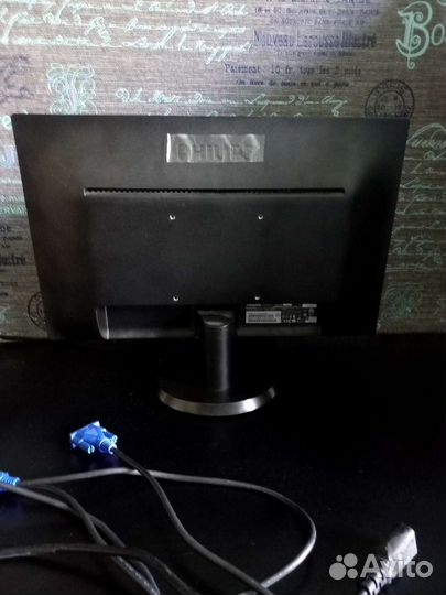 Монитор Philips