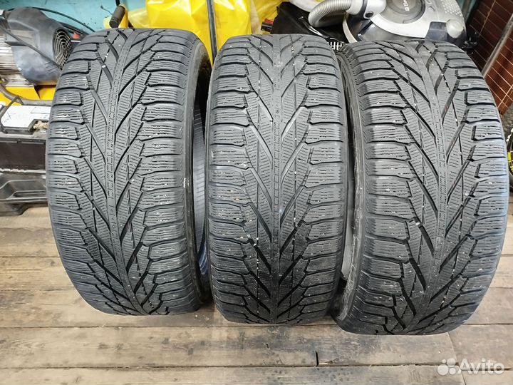Nokian Tyres Hakkapeliitta R2 SUV 275/50 R20 113R