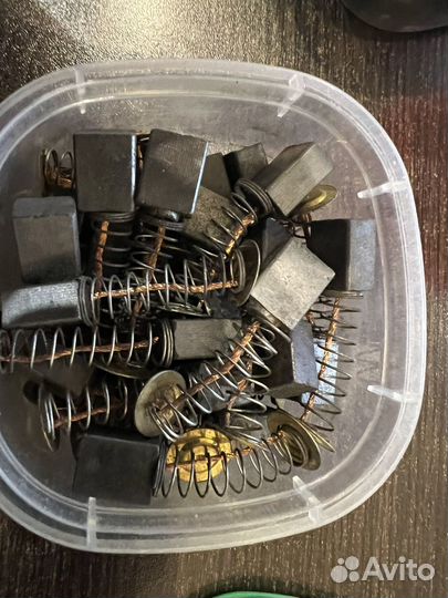 Щетка графитовая, угольная