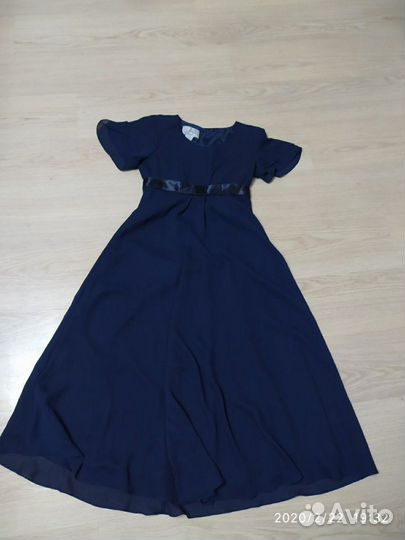 Платье s