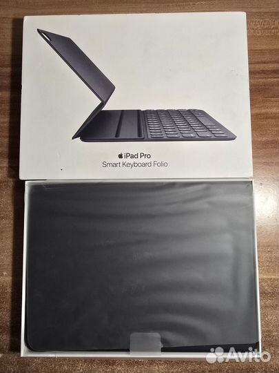 Клавиатура Apple iPad Pro 11