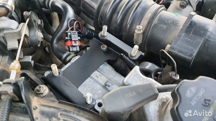 Кронштейн (2112/21124) под модуль зажигания