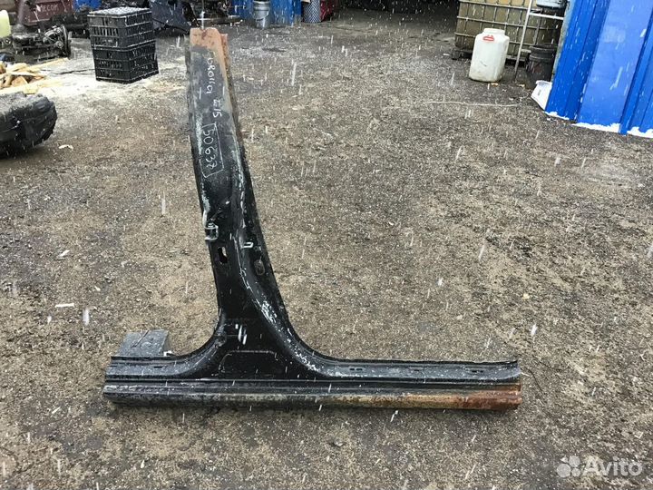 Порог со стойкой правый Toyota Corolla E15 2006-20