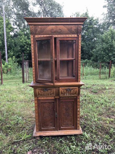 Буфеты и серванты старинные