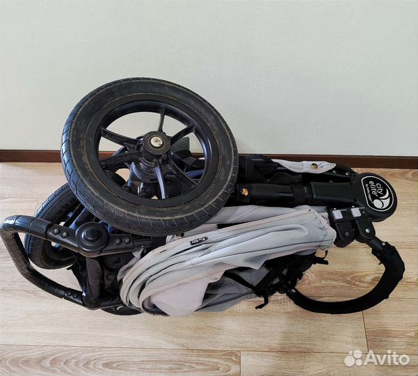 Коляска прогулочная baby jogger city elite