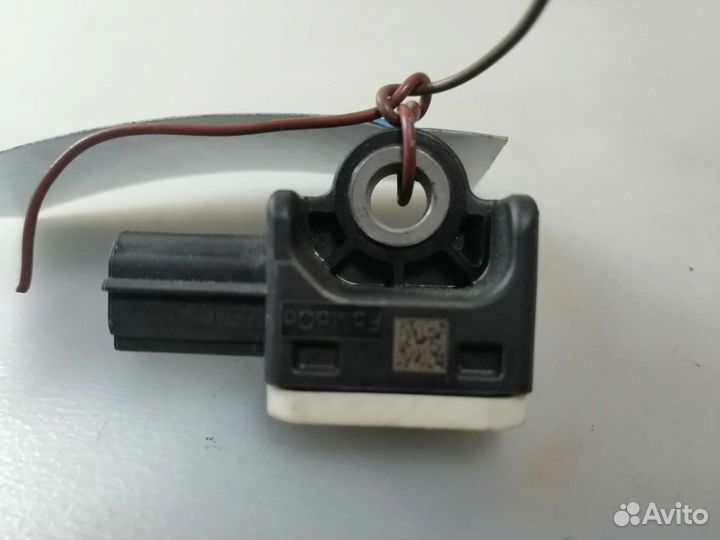 Датчик удара Air Bag Mazda 3 BL