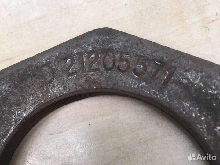 Гайка ступицы юr.kompl.AXL-105 ROR, Meritor, 21205