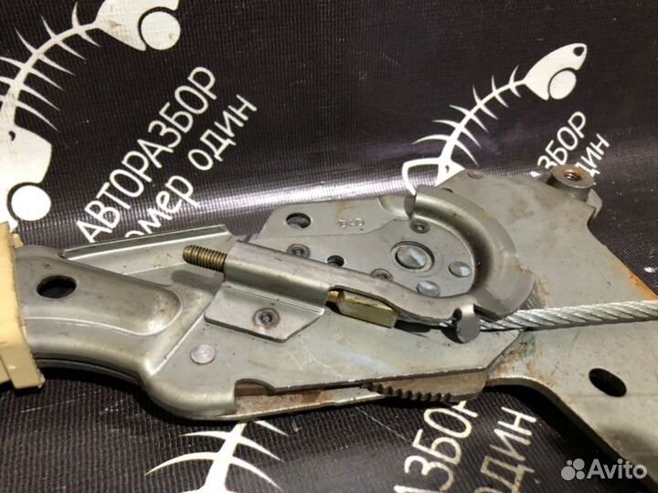 Ручник Volvo S60 2.5L B5254T2 2003