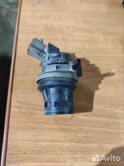 Насос моторчик омывателя mazda 3 5 6 cx7