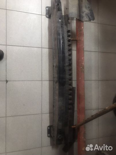 Усилитель задний touareg gp 2008г