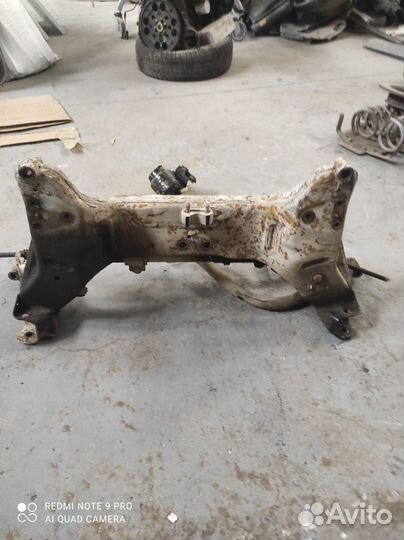 Подрамник nissan sunny fb15 qg15de