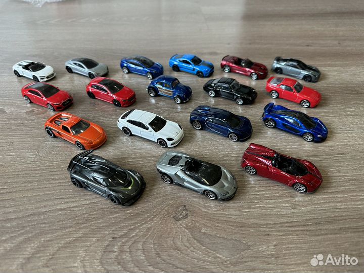 Hot wheels машинки