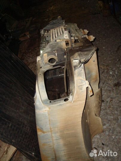 Передняя часть кузова (телевизор) УАЗ патриот