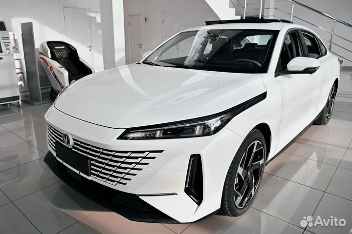 Changan Lamore 1.5 AMT, 2023