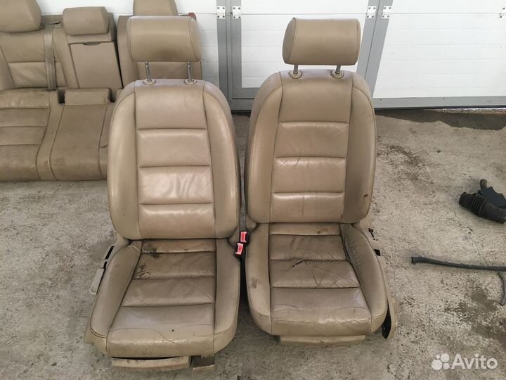 Комплект сидений Audi A4 B6 (4266)