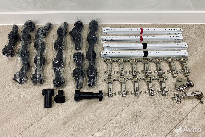 Фурнитура мебельная