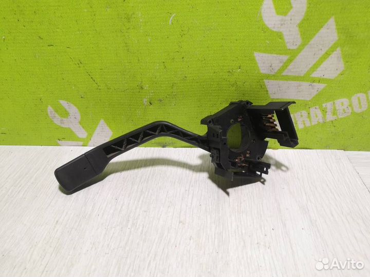 Переключатель стеклоочистителей Фольксваген Пасс