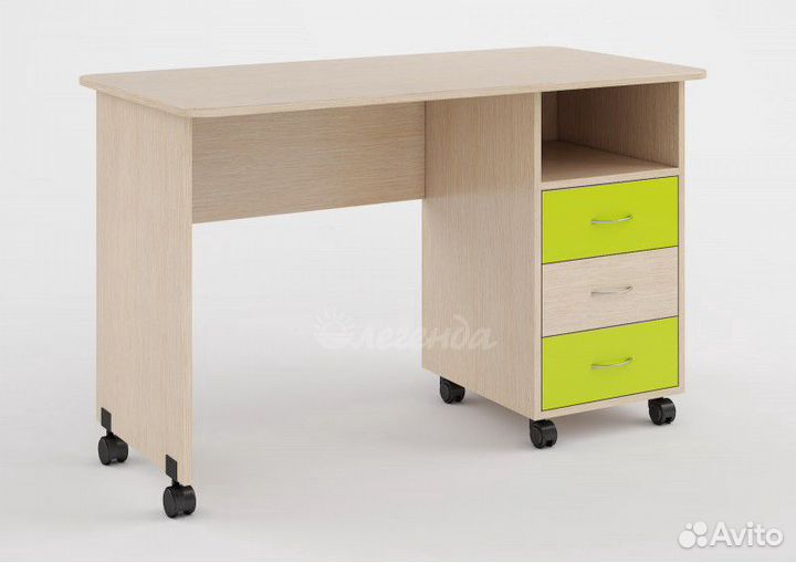 Детский письменный стол