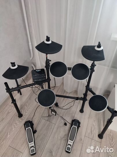 Электронные ударные