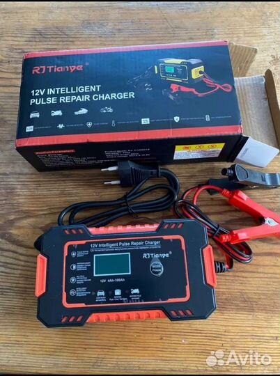 Автомобильное зарядное устройство аккумулятора