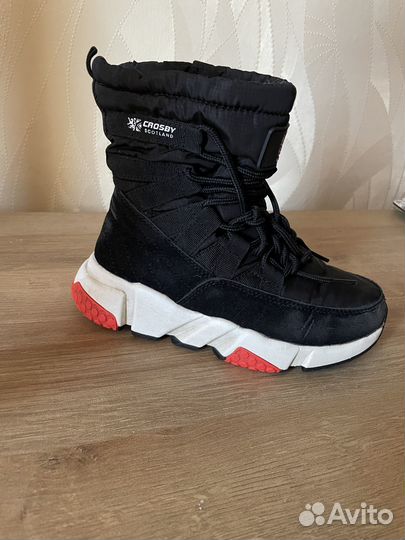 Мокасины, одежда