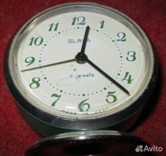 Часы будильник Слава cccр
