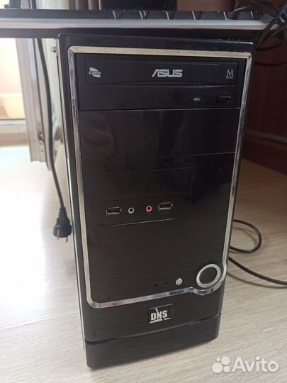 Стационарный компьютер с монитором