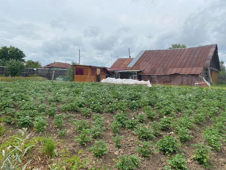 Дача 13,7 м² на участке 35 сот.