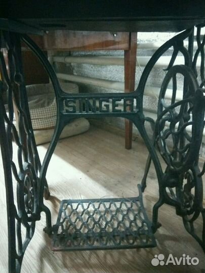 Швейная машина Singer