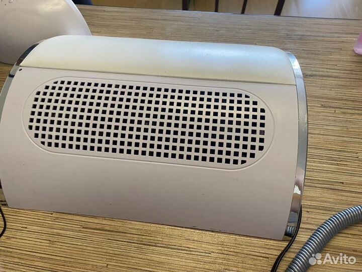 Вытяжка для маникюра