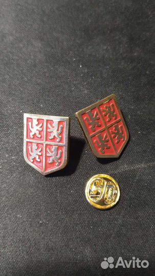 Коллекция значков krusovice