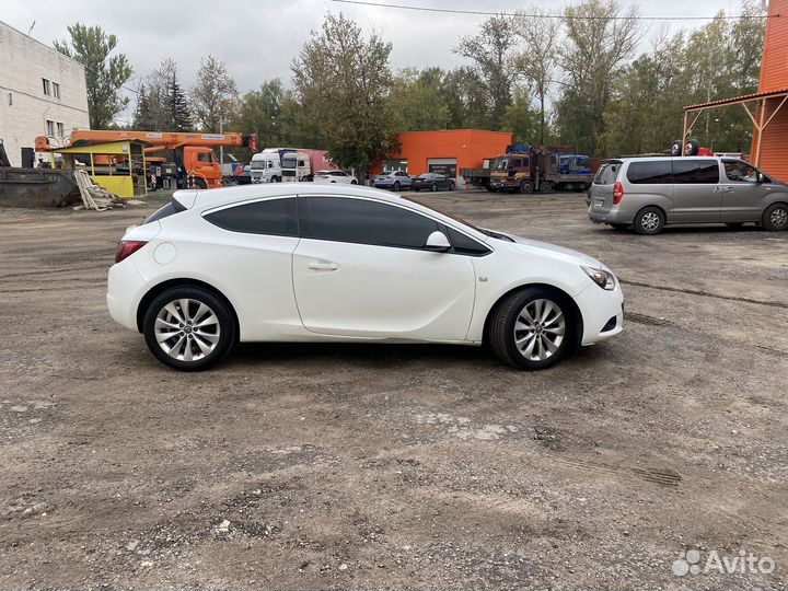 Opel Astra GTC 2.0 AT, 2012, 80 000 км