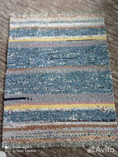 Деревенские коврики ручной работы